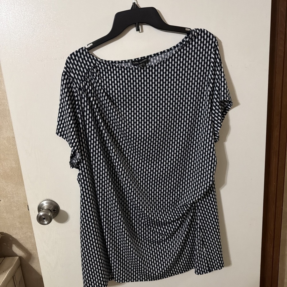 Lane Bryant Women's Navy Blue White Side Ruched Diamond Blouse Top Size 18/20